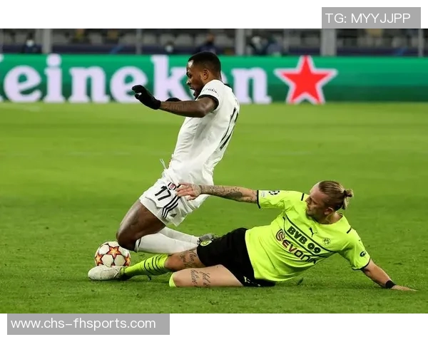 沃尔夫与不仑瑞克的激烈对决揭示了足球战术的新趋势与未来发展方向